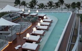 Flat beira mar de Cabo Branco em João Pessoa Setai YACHT